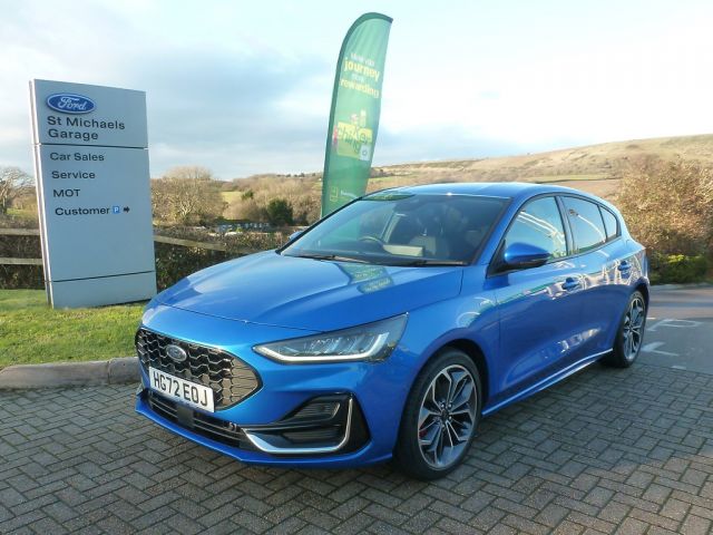 2022 (72) Ford Focus ST-Line Vignale 5 door 1.0L EcoBoost 155PS mHEV FWD 6 Speed Manual